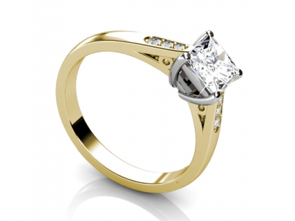 Yellow Gold solitaire ring diamonds in shoulders SAY39 profile view